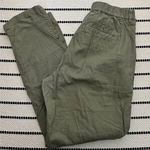 Uniqlo khaki olive green pants